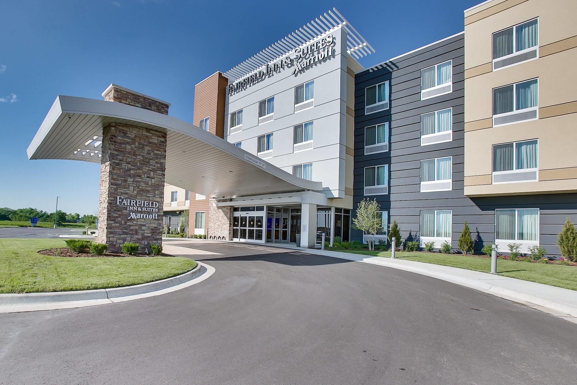 Fairfield Inn & Suites By Marriott Wichita East Exterior photo